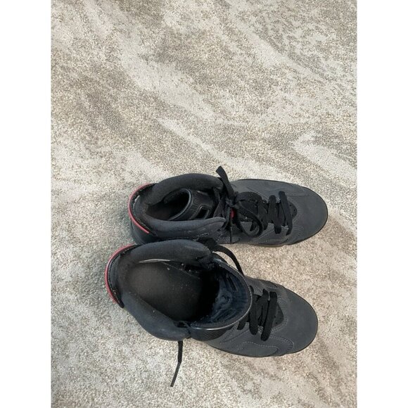 Size 5.5 Y - Jordan 5 Hyper Pink 2016 - Picture 9 of 10